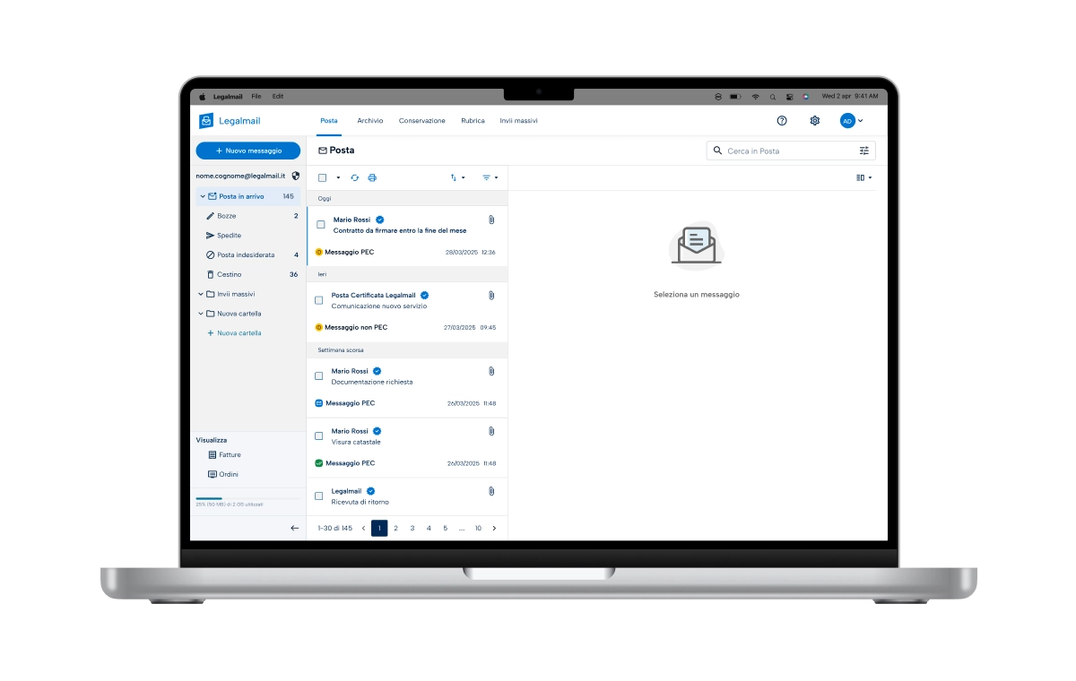 Schermo di un computer con il mockup della schermata di gestione e lettura messaggi della webmail PEC Legalmail di Tinexta Infocert