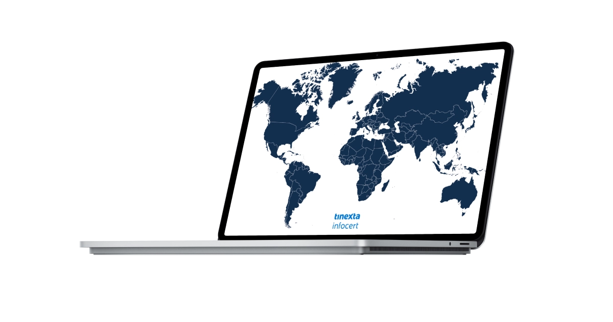 Schermo di un PC con il mockup istituzionale del logo di Tinexta Infocert associato a una mappa del mondo